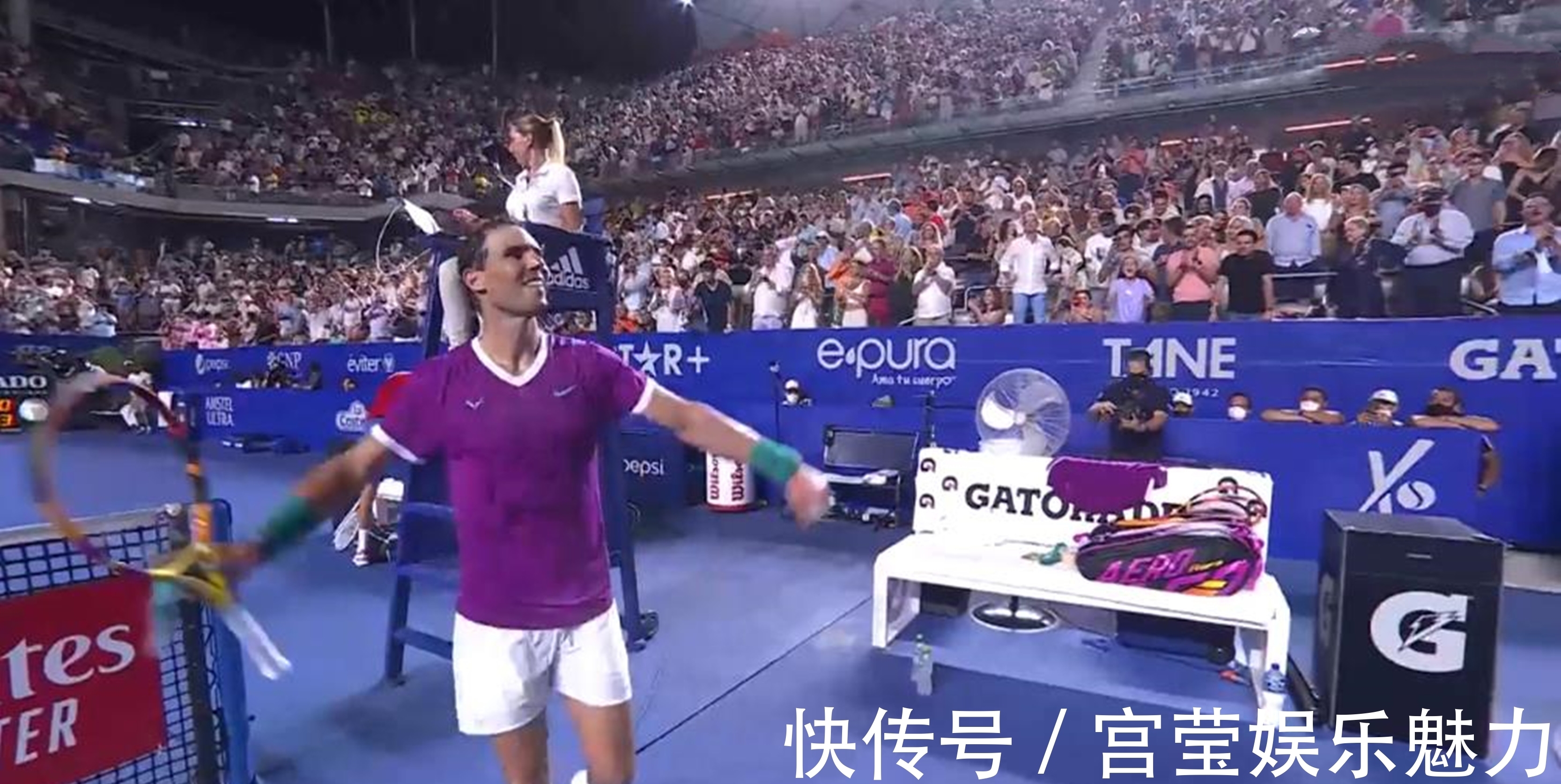 台上构建出 台上构建出