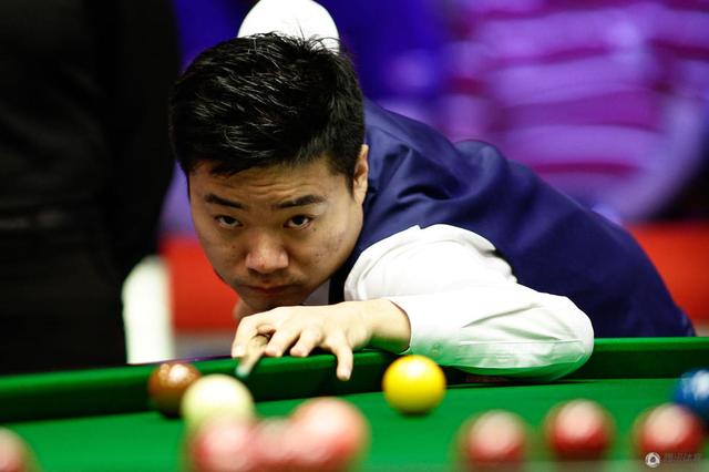 参赛队员的 参赛队员的