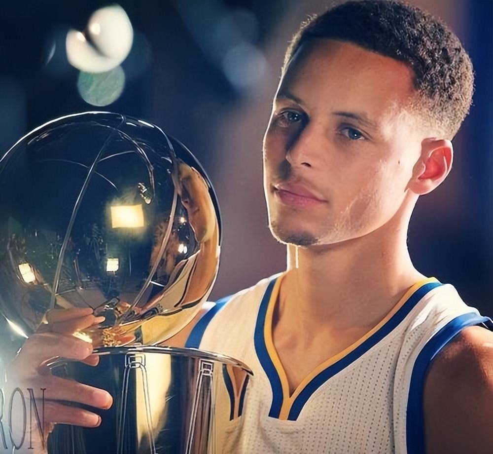 队后不久便 队后不久便