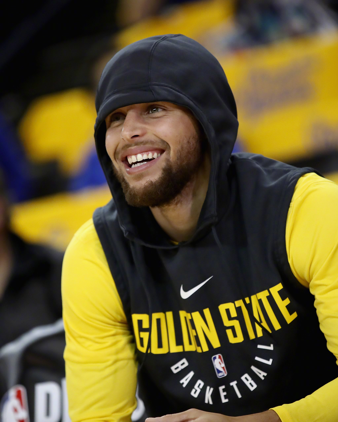 高飞牺牲 高飞牺牲