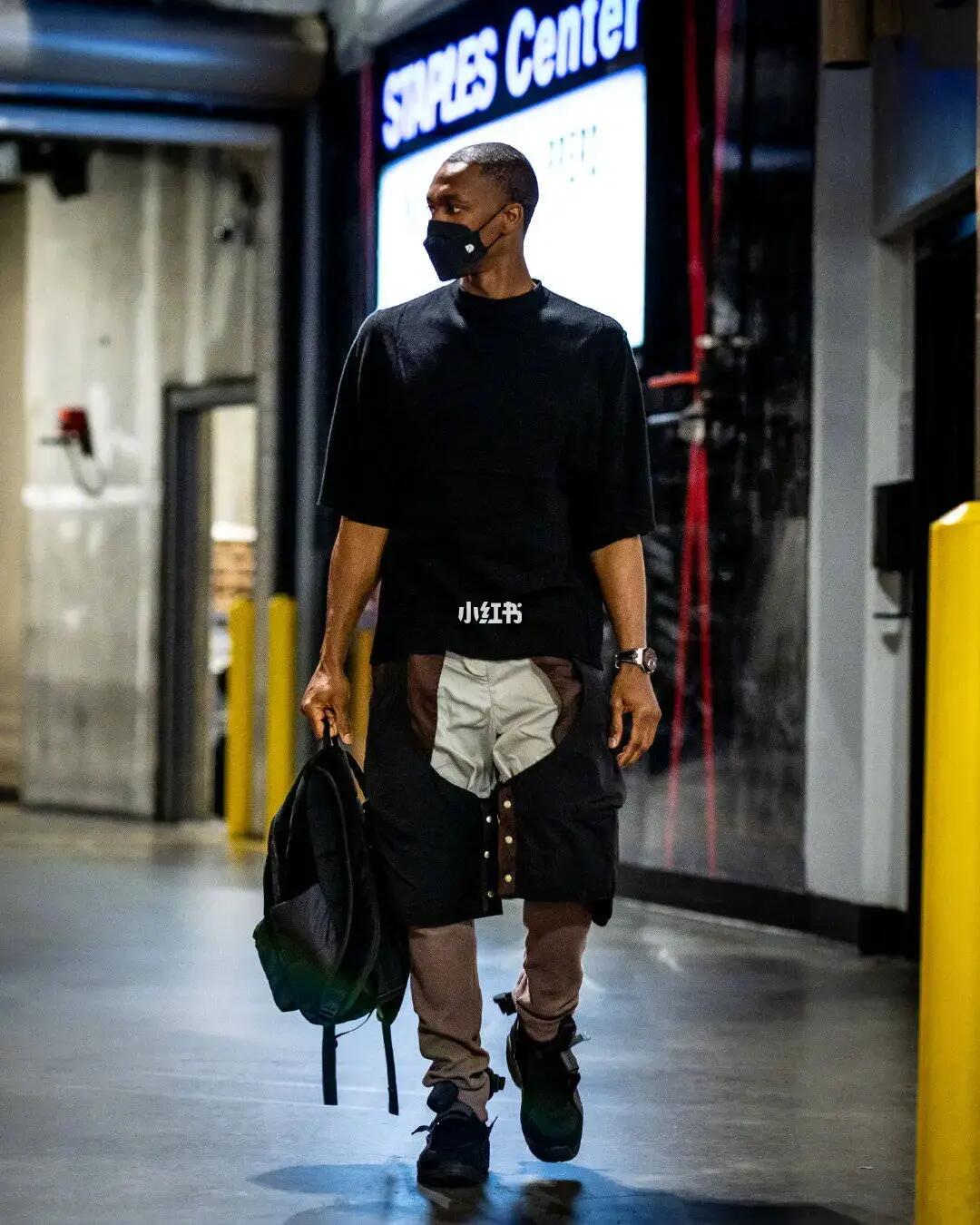 常会伴随明 常会伴随明