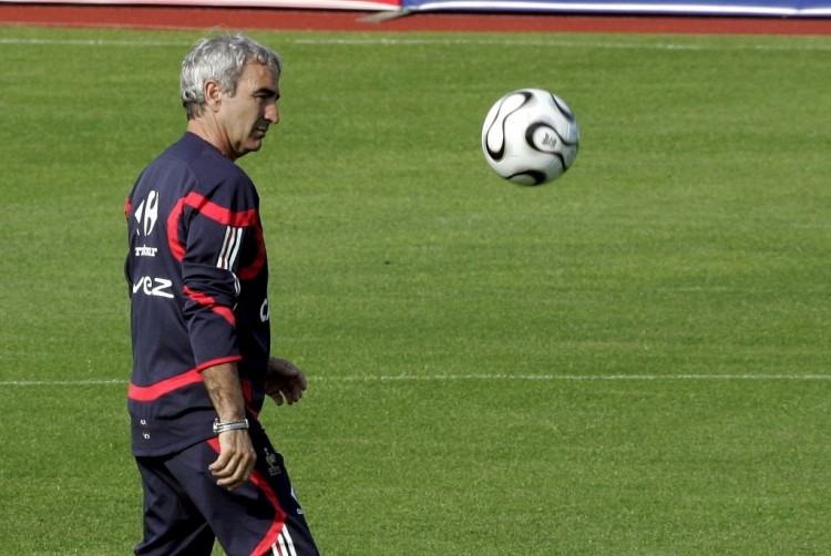 出手够直 出手够直